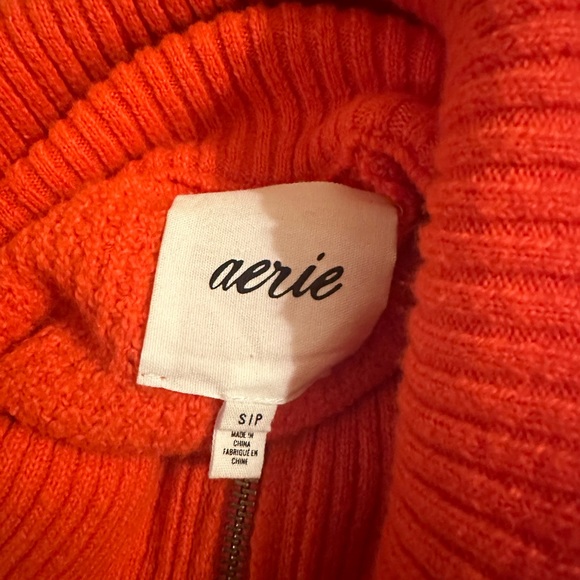 Aerie orange sweater - Picture 3 of 3